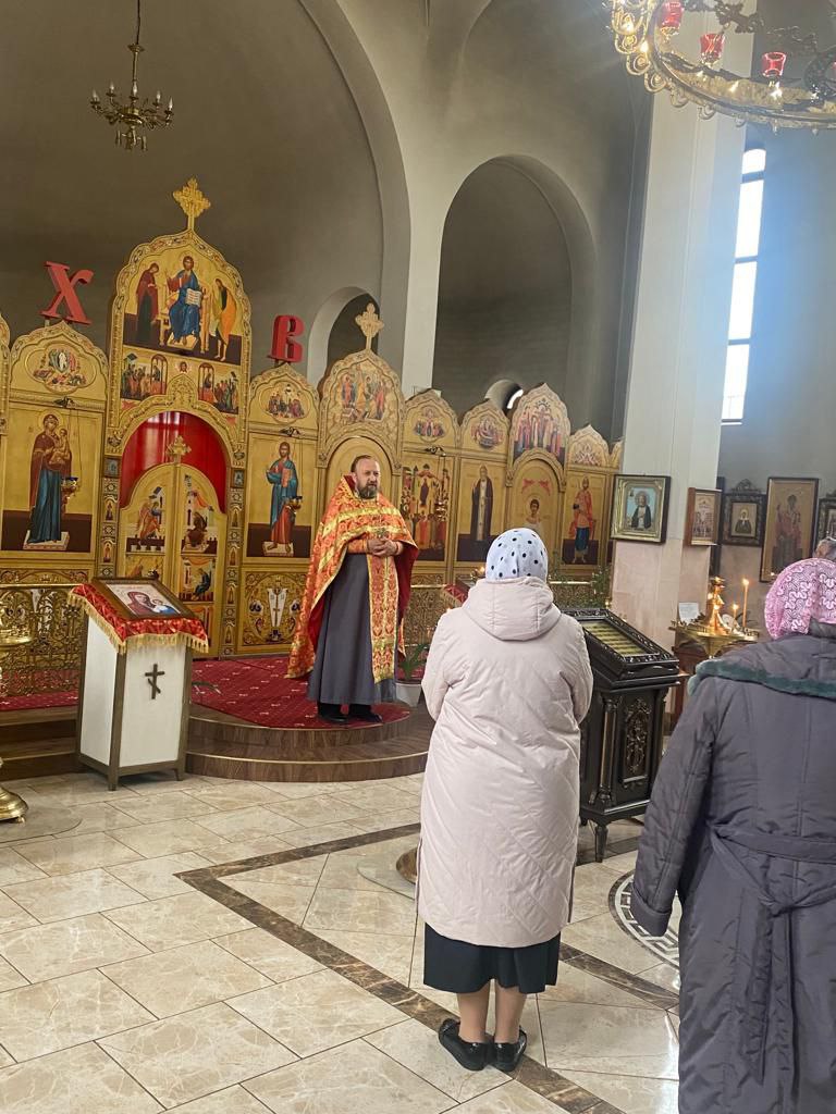 Сегодня, в День Великой Победы в храме Покрова Пресвятой Богородицы станицы  Старощербиновской состоялся благодарственный молебен Господу Богу за  дарование победы в Великой Отечественной войне. | 09.05.2023 |  Старощербиновская - БезФормата